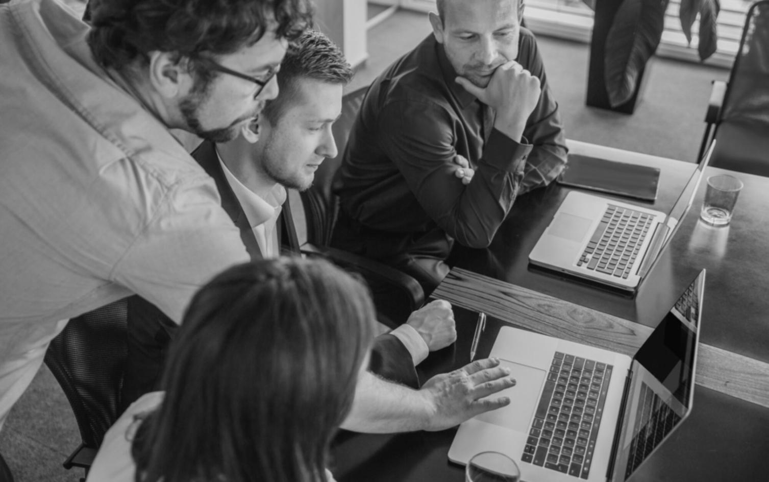 Teamarbeit bei der Finanzplanung